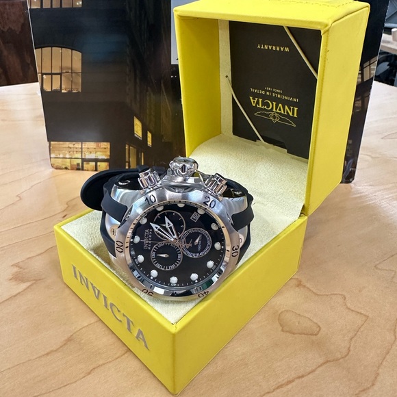 Invicta Men’s 6110 Reserve Quartz Chronograph Watch - Black Rubber Strap - Picture 4 of 15